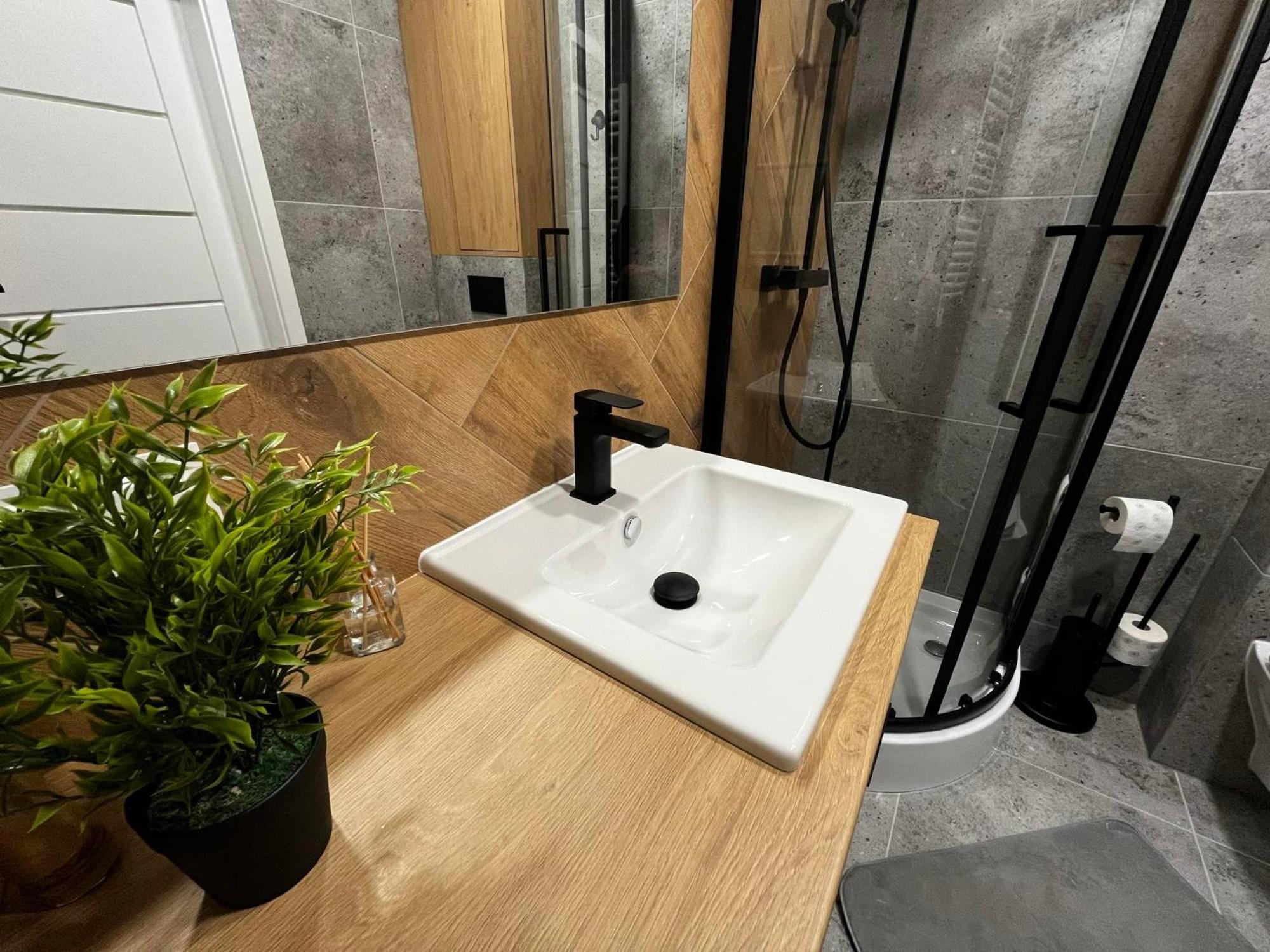 Golden Premium Apartment Slowackiego, Centrum, Parking Kielce Exterior foto